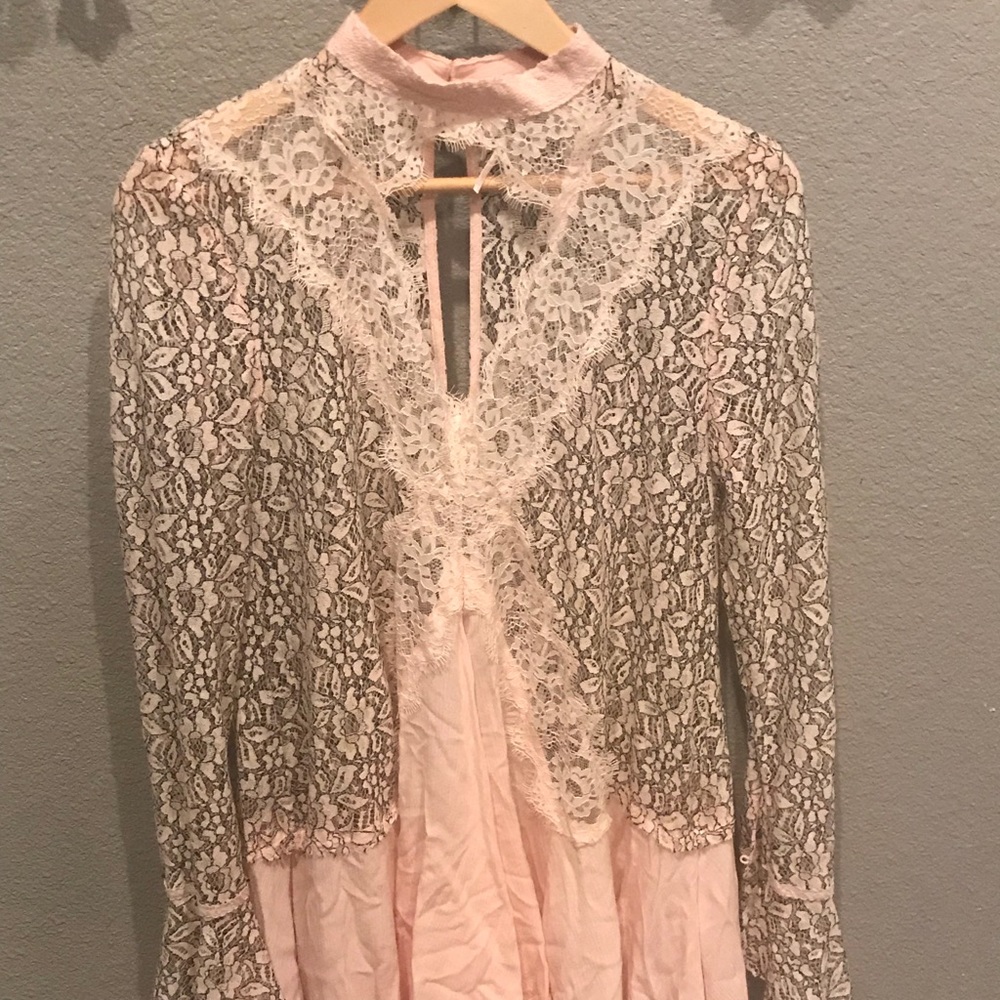 Free people lace overlay